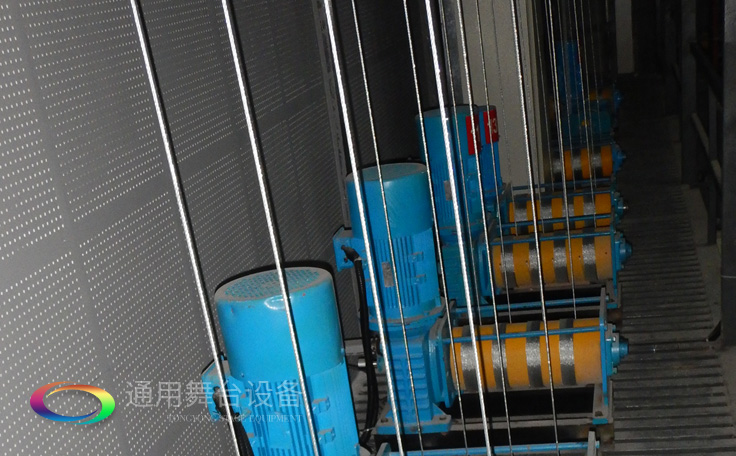 供應(yīng)舞臺(tái)專用電動(dòng)舞臺(tái)吊桿機(jī)，拉幕機(jī)，大卷筒等舞臺(tái)專用機(jī)械設(shè)備
